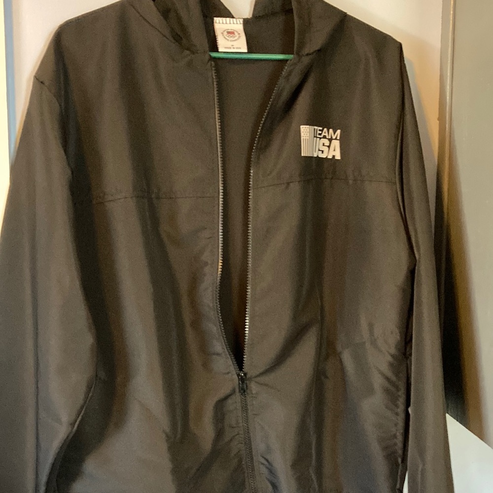 Team USA windbreaker, men’s size medium